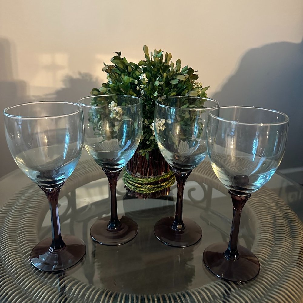 Domaine Purple Glass Wine/Water Goblets by Libbey Set of 5 1980s-1990s